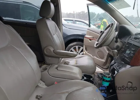 2004 Toyota Sienna Xle из США, поврежденный, VIN 5TDZA22C24S046259